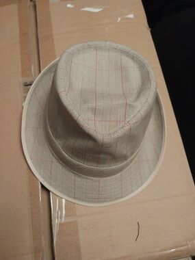 Henschel 3359-69 Beige Fedora-Plaid W/B Hat - Men's XL